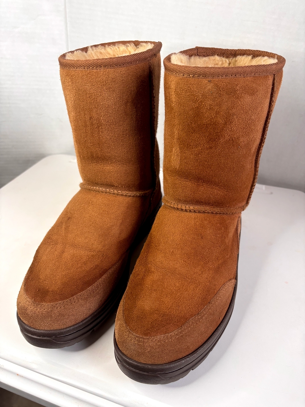 UGG Women's Chestnut Suede Shearling Boots